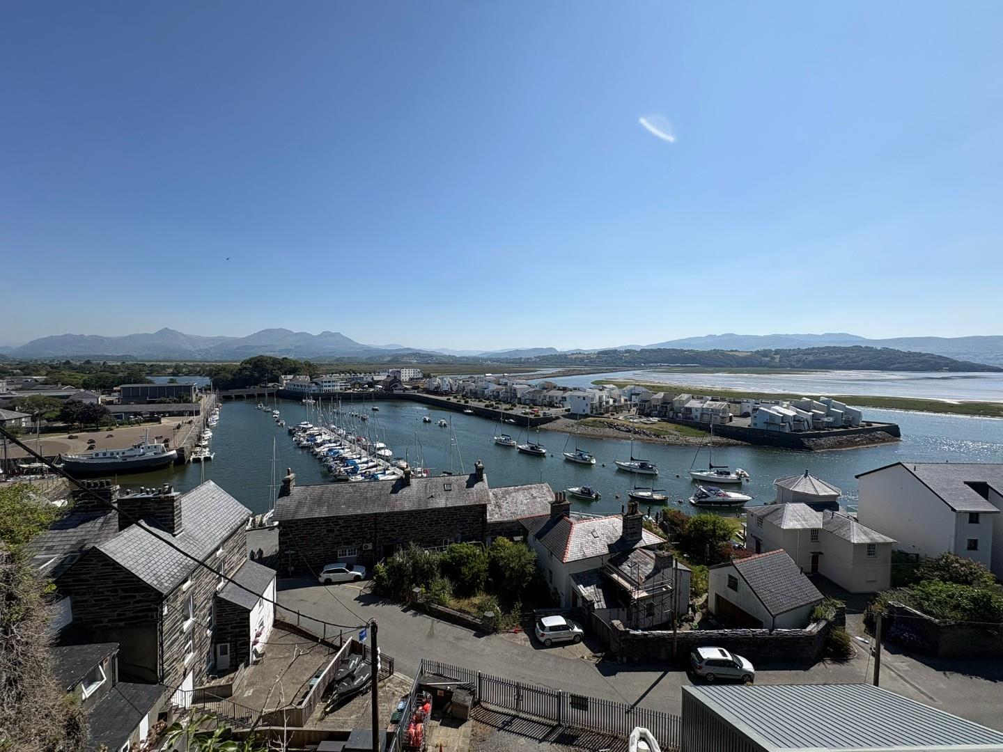 Harbour Views from Garth Road.JPEG